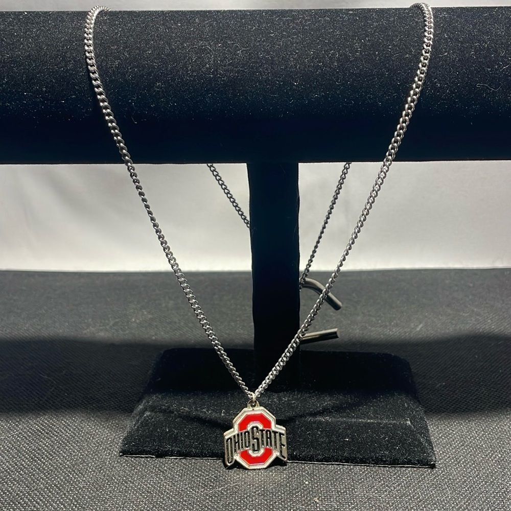 Ohio state pendent necklace